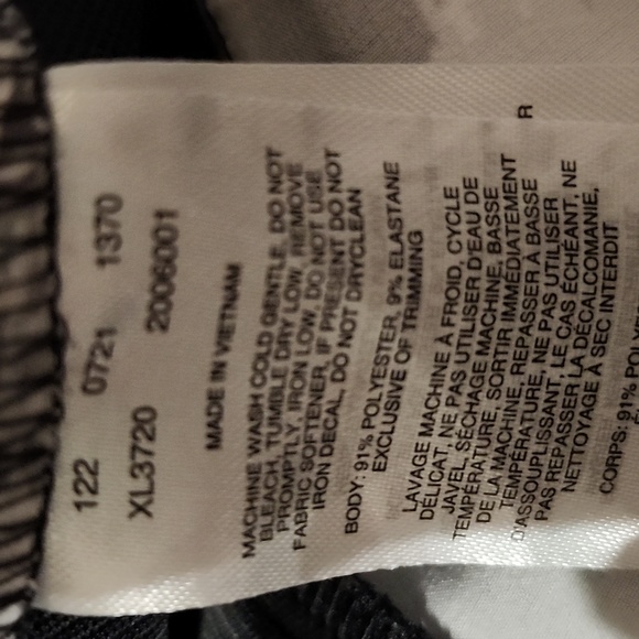 Womens Columbia PFG shorts - Picture 5 of 5